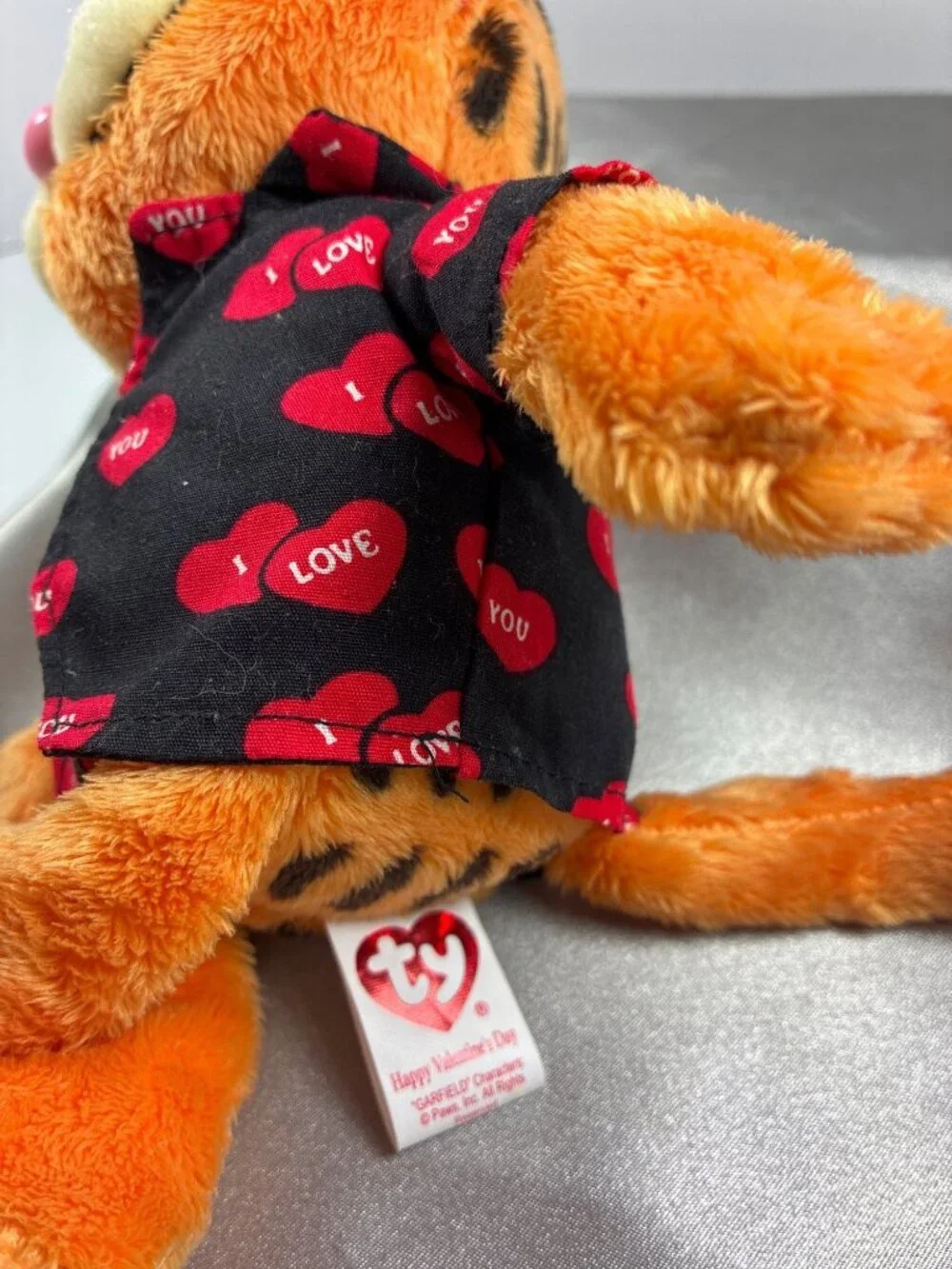 2005 TY Garfield Happy Valentine's Day Beanie Baby Plush 9